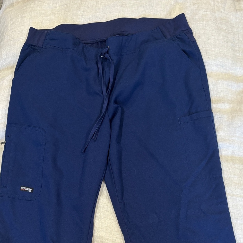 Women’s greys anatomy scrub pants size large